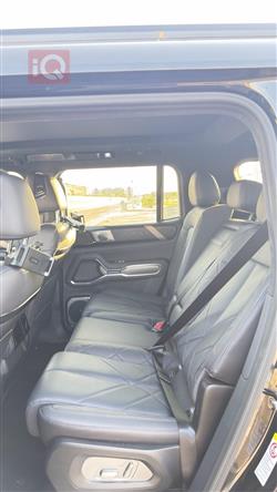 BYD Leopard 8